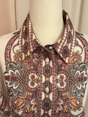 Boston Proper Cream Paisley-Print Button-Front Blouse with Multicolor Accents